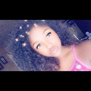 Meet your Posher, Nancy